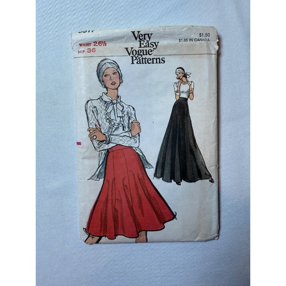 Vintage Very Easy Vogue Patterns 8517 Misses Maxi & Mini Skirt Sewing Pattern